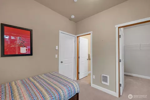 Bedroom - 10625 Ross Rd #3, Bothell, WA 98011 photo 4 of 5