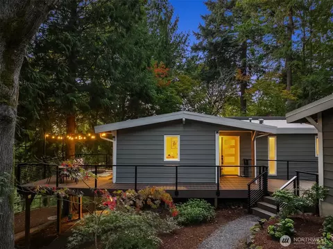 9 Mt Pilchuck Ave NW, Issaquah, WA 98027