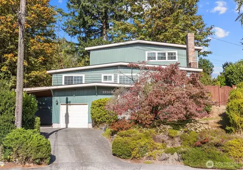 22303 59th Pl W, Mountlake Terrace, WA 98043