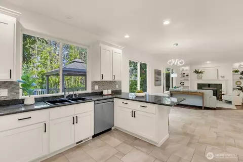 Kitchen - 23004 12th Dr SE, Bothell, WA 98021 photo 3 of 3