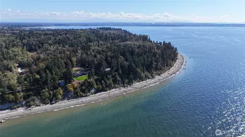 8280 Semiahmoo Dr, Blaine, WA 98230