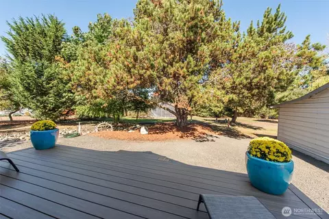Exterior - 160 Lorraine Dr, Sequim, WA 98382 photo 5 of 9