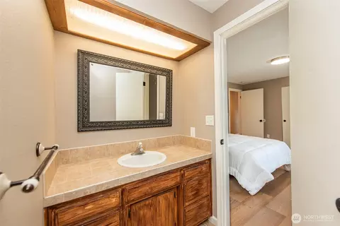 Bath - 160 Lorraine Dr, Sequim, WA 98382 photo 1 of 4
