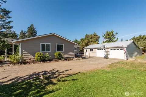 Exterior - 160 Lorraine Dr, Sequim, WA 98382 photo 4 of 9