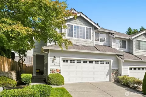 2527 143rd St SW #A, Lynnwood, WA 98087
