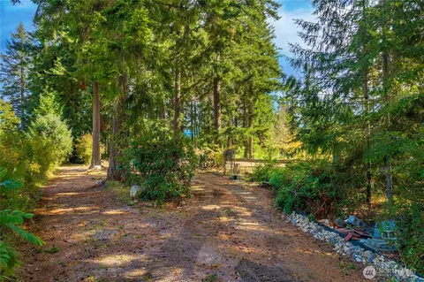 27601 Webster Rd E, Graham, WA 98338