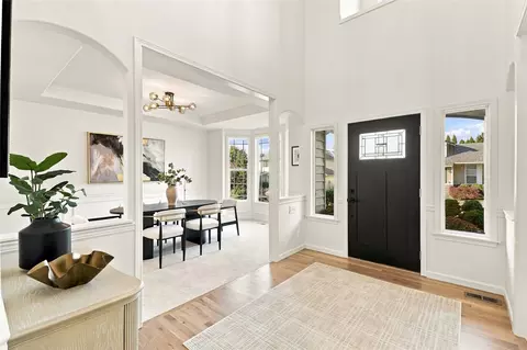 Entry Way - 2328 198th St SE, Bothell, WA 98012 photo 2 of 3