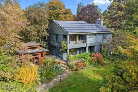 5600 NE Windermere Rd, Seattle, WA 98105