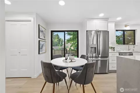 Dining - 633 221st St SW, Bothell, WA 98021 photo 1 of 2