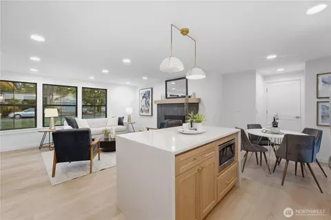 Kitchen - 633 221st St SW, Bothell, WA 98021 photo 1 of 7
