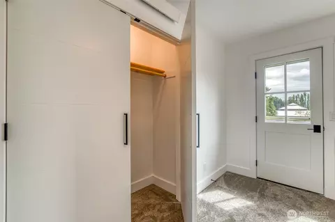 Other - 429 Pine St #B, Eastsound, WA 98245 photo 5 of 5