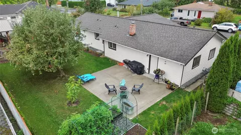 Exterior - 308 Baker St, Everson, WA 98247 photo 2 of 21