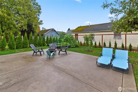 Exterior - 308 Baker St, Everson, WA 98247 photo 19 of 21