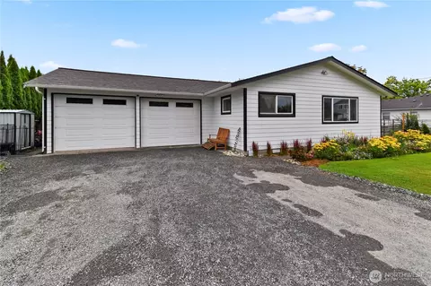 Exterior - 308 Baker St, Everson, WA 98247 photo 9 of 21
