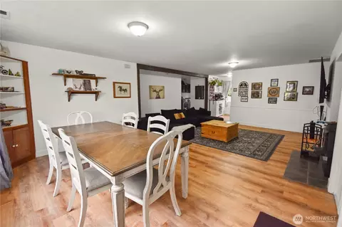 Dining - 308 Baker St, Everson, WA 98247 photo 1 of 1