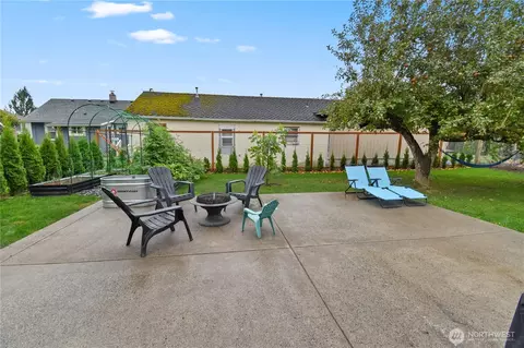 Exterior - 308 Baker St, Everson, WA 98247 photo 13 of 21