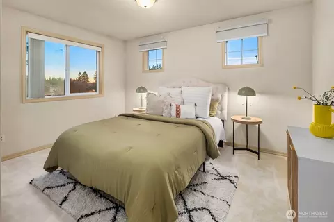 Bedroom - 21331 37th Ave SE, Bothell, WA 98021 photo 6 of 6