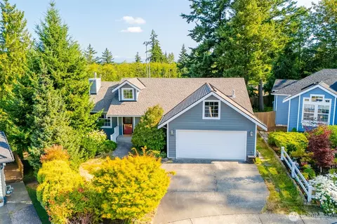 3780 N Heather Pl, Bellingham, WA 98226
