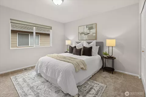 Bedroom - 17405 33rd Dr SE, Bothell, WA 98012 photo 2 of 3