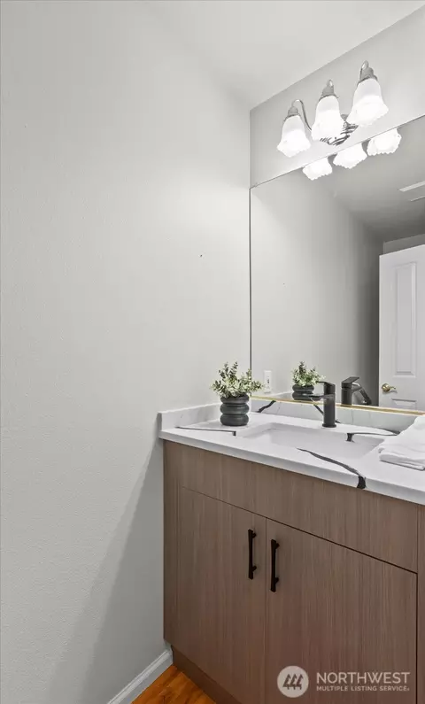 Bath - 17405 33rd Dr SE, Bothell, WA 98012 photo 2 of 3