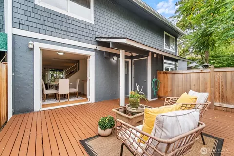 7419 212th St SW # 7, Edmonds, WA 98026