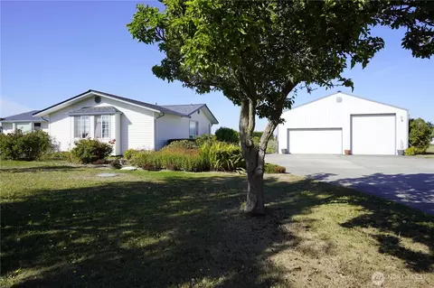 32 Majesty Way, Port Angeles, WA 98362