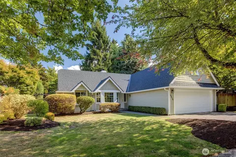6216 108th Pl NE, Kirkland, WA 98033