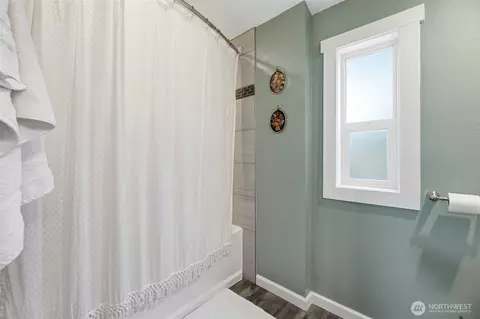 Bath - 1914 284th St E, Roy, WA 98580 photo 6 of 6