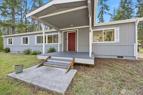 Exterior - 1914 284th St E, Roy, WA 98580 photo 1 of 10