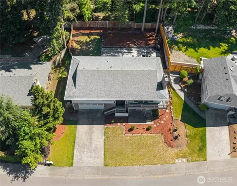 3907 SW 328th St, Federal Way, WA 98023