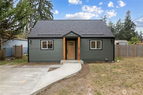 10228 Alaska St S, Tacoma, WA 98444