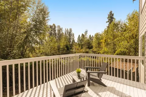 Exterior - 17028 4th Ave SE, Bothell, WA 98012 photo 2 of 7