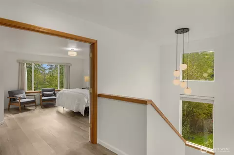 Entry Way - 17028 4th Ave SE, Bothell, WA 98012 photo 4 of 4