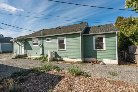 Exterior - 230 N Third Ave, Sequim, WA 98382 photo 12 of 13
