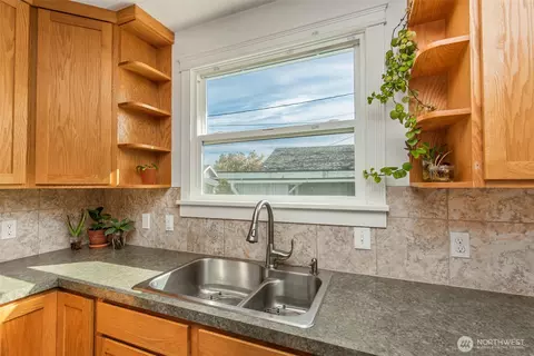 Kitchen - 230 N Third Ave, Sequim, WA 98382 photo 3 of 4