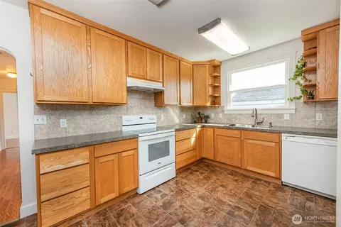 Kitchen - 230 N Third Ave, Sequim, WA 98382 photo 2 of 4