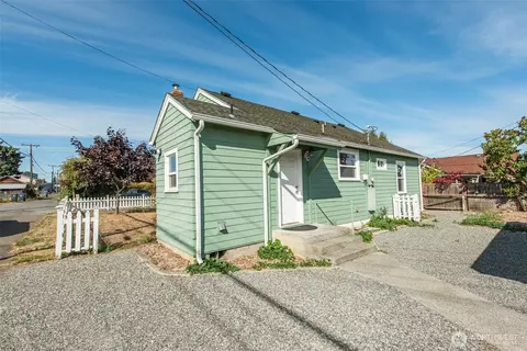Exterior - 230 N Third Ave, Sequim, WA 98382 photo 11 of 13