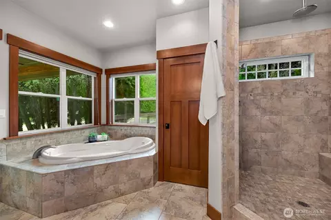 Bath - 2259 Regency Pl, Everson, WA 98247 photo 3 of 3