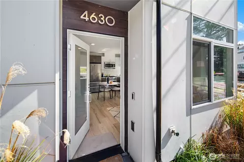 4630 Linden Ave N, Seattle, WA 98103