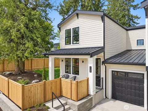 11608 NE 92nd St, Kirkland, WA 98033