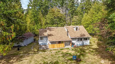 Exterior - 19510 215th St E, Orting, WA 98360 photo 8 of 12
