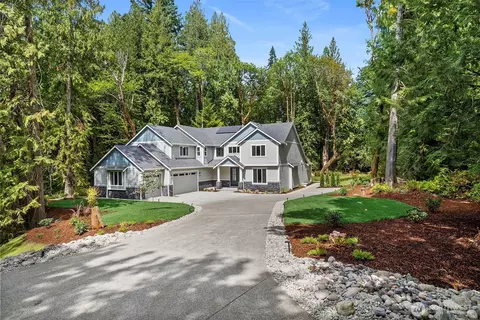 4640 Sunset Point Ln NW, Olympia, WA 98502