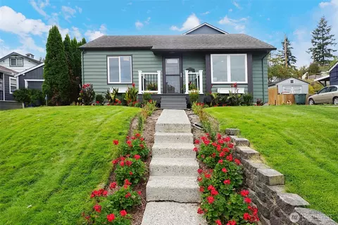 1624 Pine St, Everett, WA 98201
