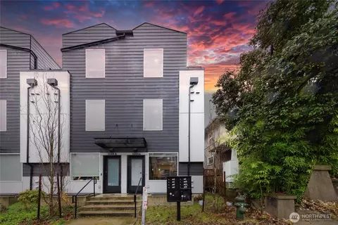 5240 Brooklyn Ave NE #A, Seattle, WA 98105