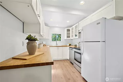 Kitchen - 733 N 97th St, Seattle, WA 98103 photo 1 of 4