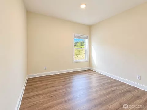 Bedroom - 2048 Timber St #122, Enumclaw, WA 98022 photo 4 of 4