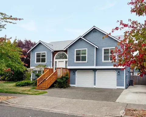 4336 NE 9th Pl, Renton, WA 98059