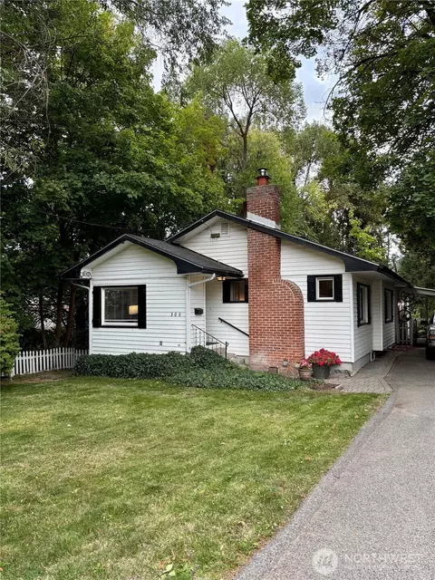 300 Pioneer Ave, Cashmere, WA 98815