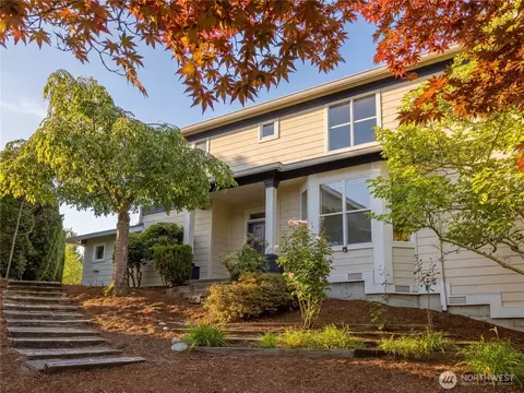 23901 SE 7th Ln, Sammamish, WA 98074