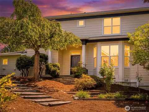 23901 SE 7th Ln, Sammamish, WA 98074